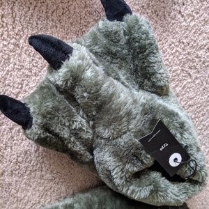Dino feet slippers (pair)